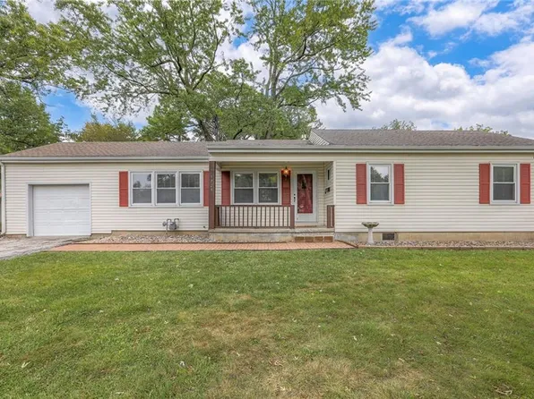5729 Long Ave, Shawnee, KS 66216