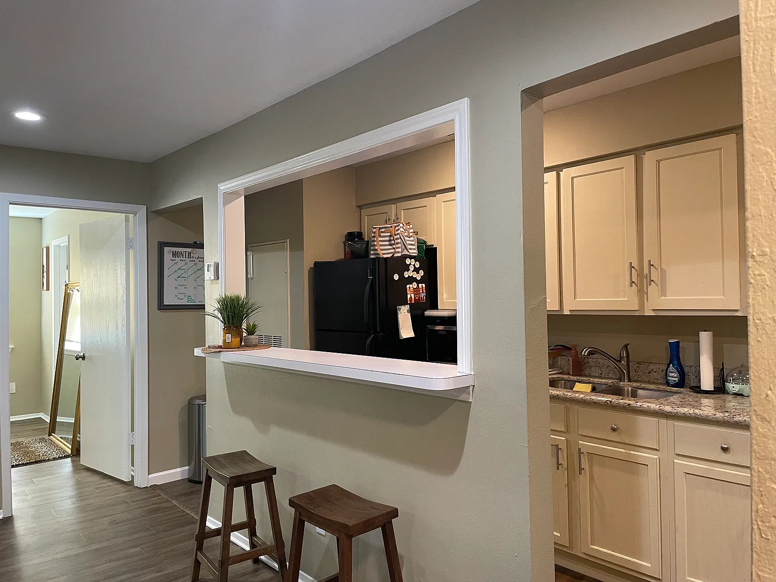 2 bed, 999 sqft, $1,125 — Photo 3