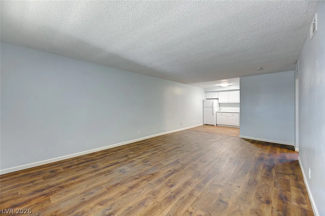 2 bed, 1178 sqft, $1,265 — Photo 3