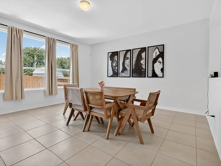 9403 Hinterlands Dr — Photo 8