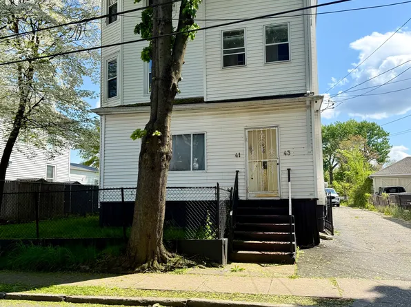 41-43 Kibbe Street, Hartford, CT 06106