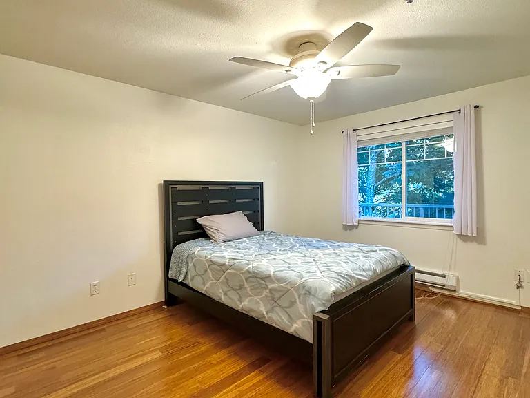 11527 Highway 99 #E302 — Photo 6