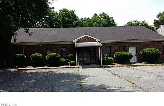 1st image of 2605 Elliott Ave