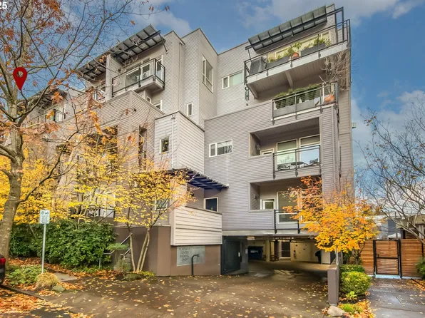 2327 NW Northrup St APT 14, Portland, OR 97210