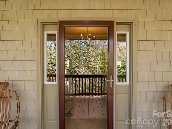 3rd image of 1244 Windover Dr