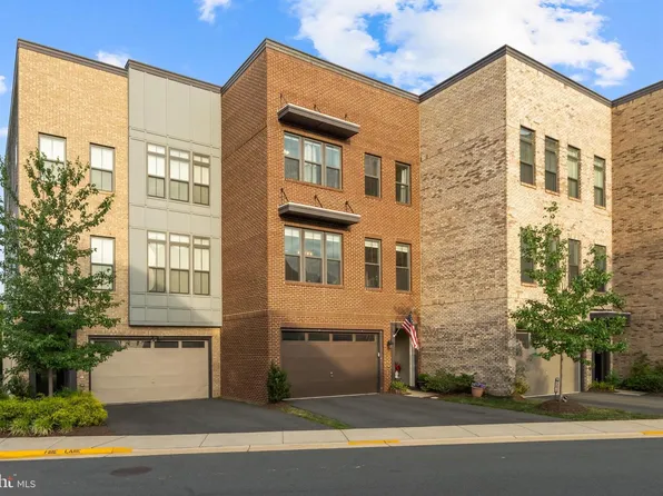 23072 Sullivans Cove Sq, Ashburn, VA 20148