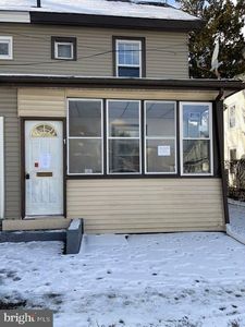 114 S 2nd St, Hammonton, NJ, 08037