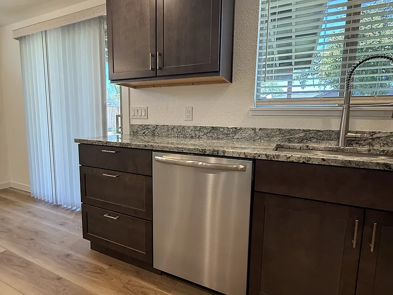 2853 Tahitian Ave — Photo 10
