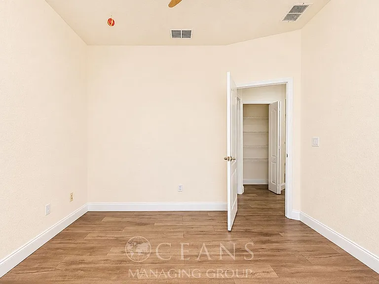 19 Old Port Cir — Photo 28
