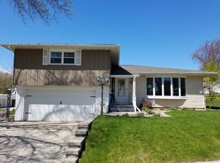 836 South Ave, Lomira, WI