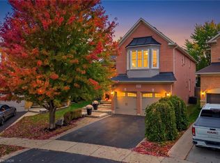 2447 Highmount Cres, Oakville, ON L6M 4Y9