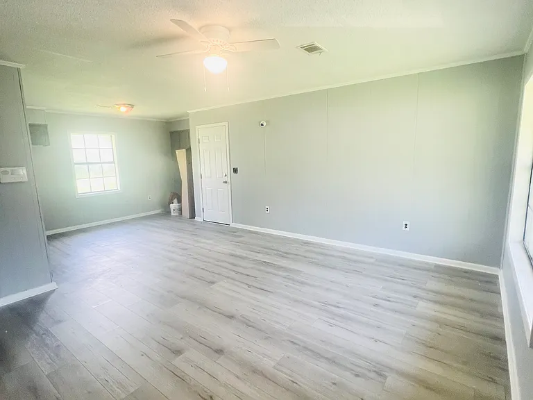 56 Bailey St — Photo 3