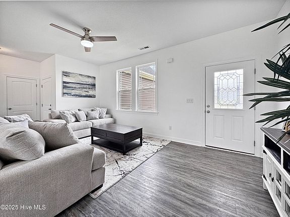5th image of 630 Millbrooke Circle