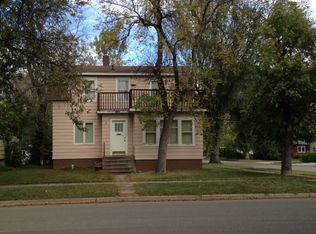 621 7th St NE, Devils Lake, ND 58301