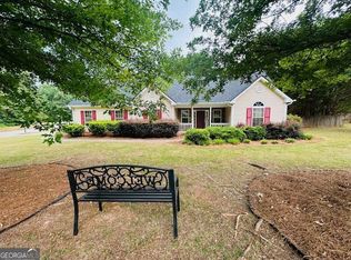 25 Shadowbrook Trce, Covington, GA 30016
