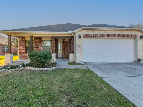 106 Bison Meadow Dr, Waxahachie, TX 75165