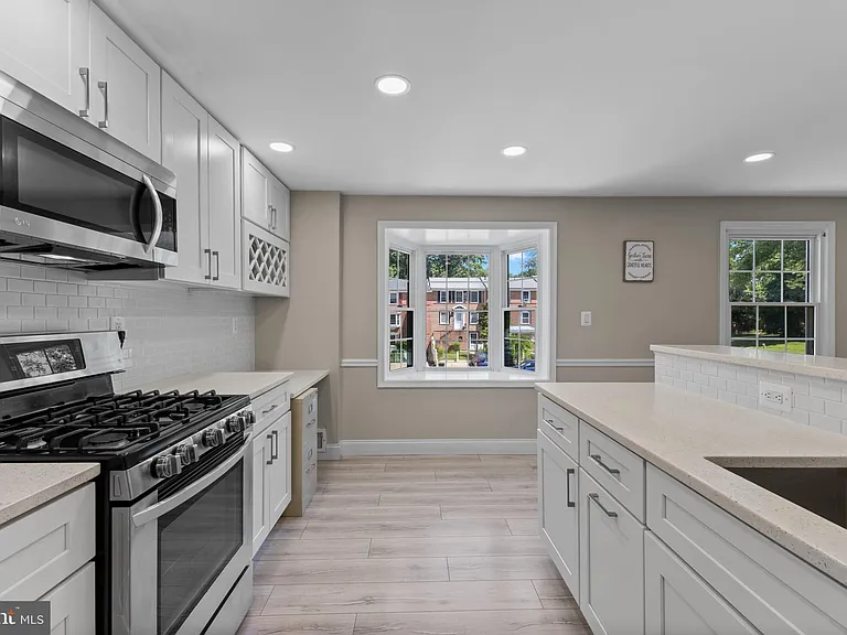 4305 Birchlake Ct — Photo 16