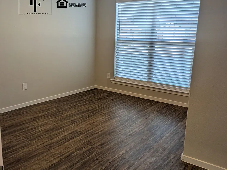 2101 Langford Ave — Photo 7