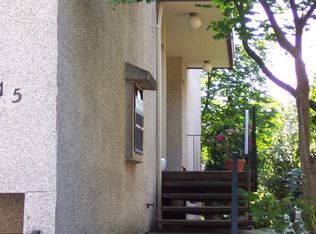 315 13th Ave E APT 1, Seattle, WA 98102