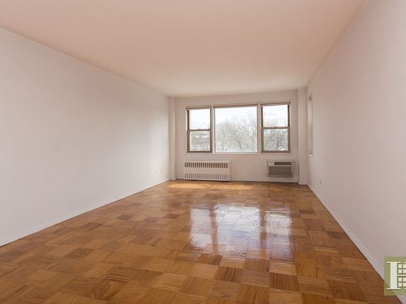3rd image of 3755 Henry Hudson Pkwy APT 6D