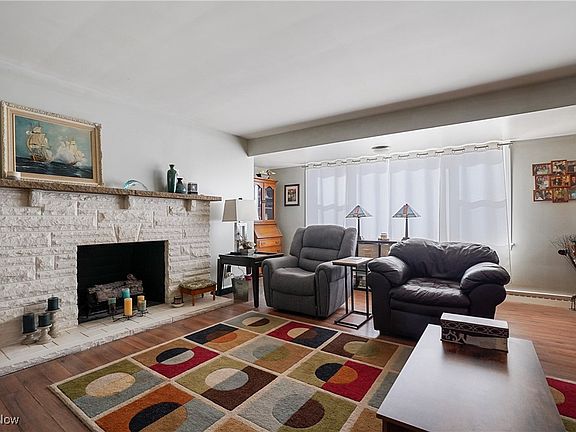 4th image of 3849 Southwood Dr SE