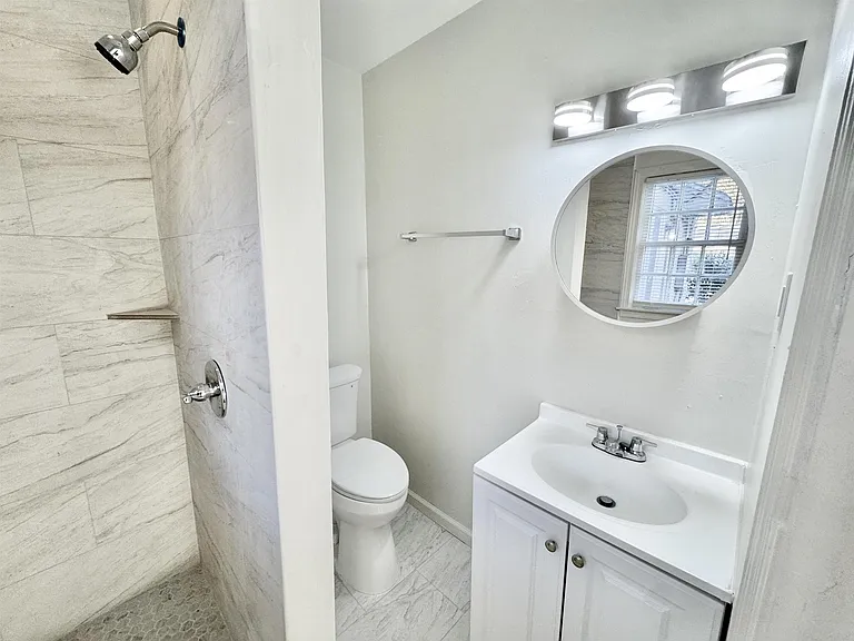 3880 Spottswood Ave — Photo 16
