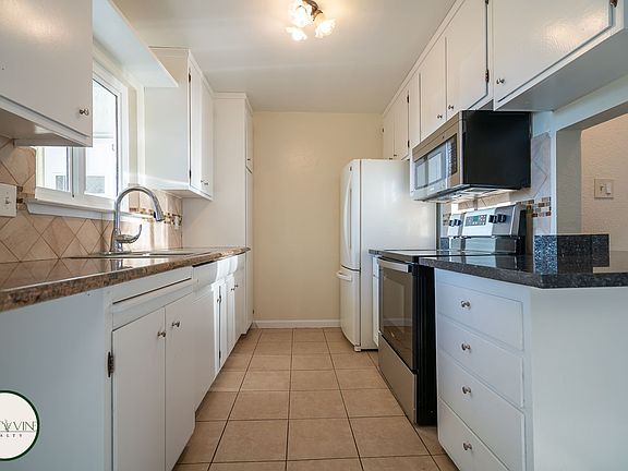 5th image of 3598 Payne Ave APT 2