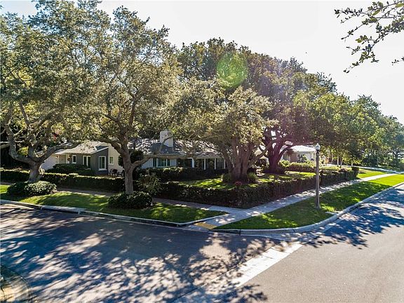 3rd image of 335 Bayview Dr