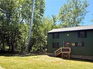 214 Youngs Ln, Franklin, PA 16323