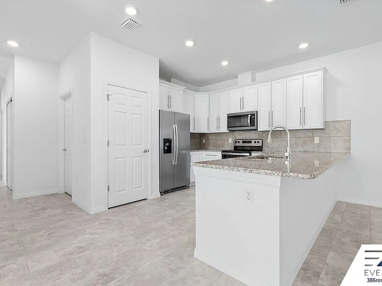 22 Pony Ln #B — Photo 9