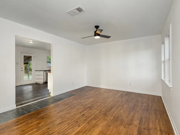 111 Leighton Dr, Terrell, TX 75160