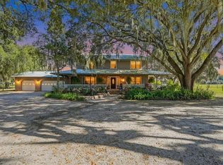 2911 Walker Rd, Lakeland, FL 33810