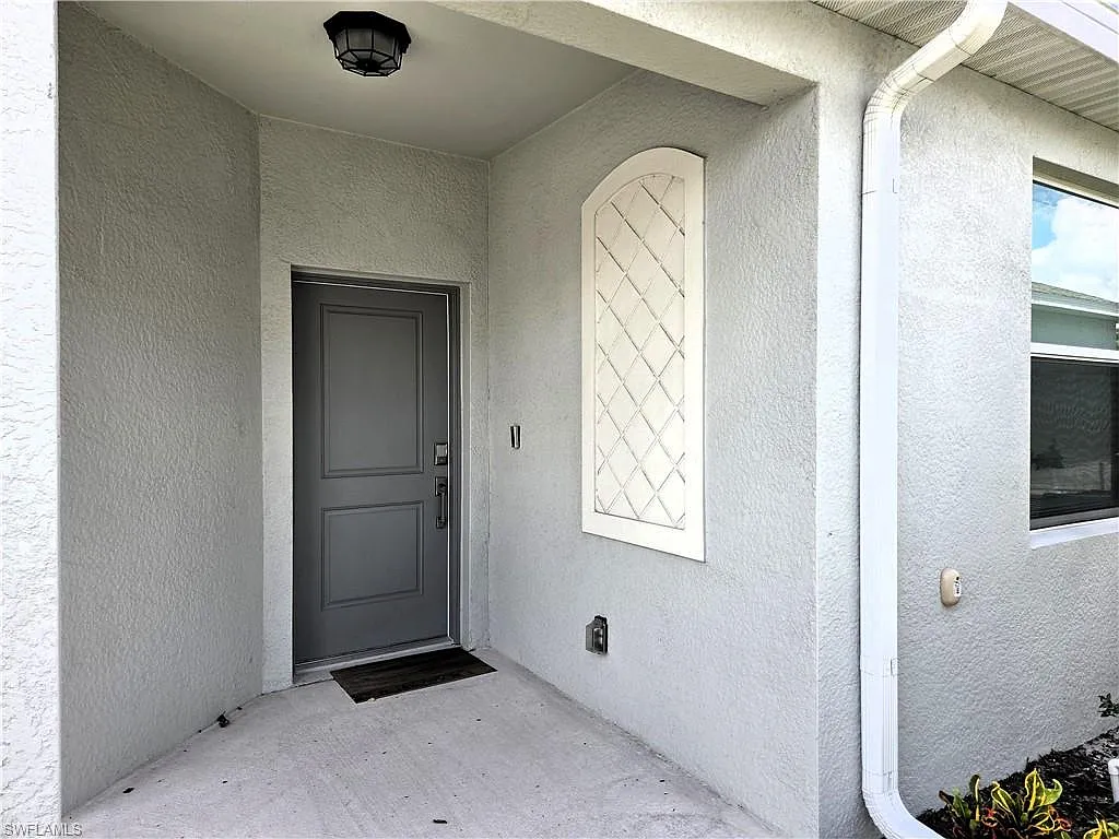 Building Photo - 20683 Hazelnut Ct