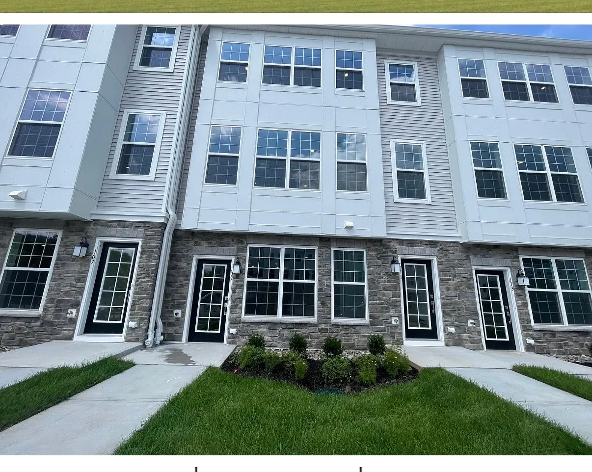 2 bed, 1323 sqft, $3,100 — Photo 2