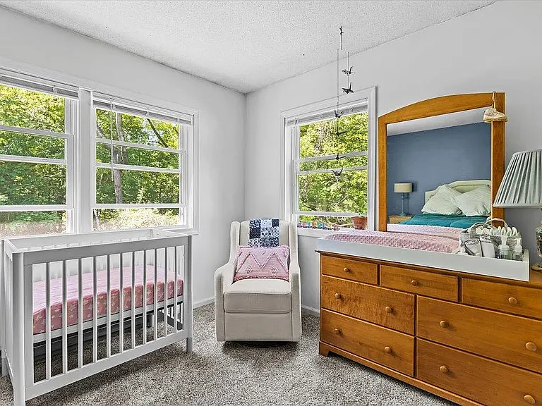 37 Densmore Dr — Photo 8