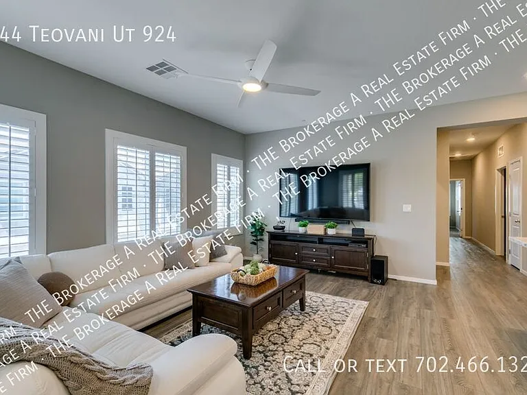 544 Teovani St #924 — Photo 14