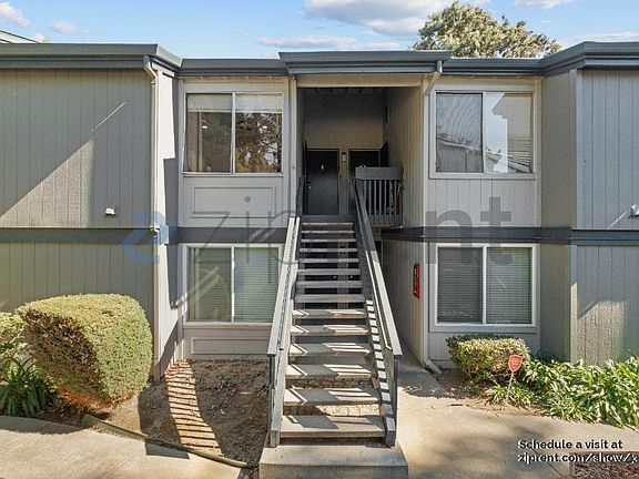 3rd image of 355 Parkview Ter APT L6