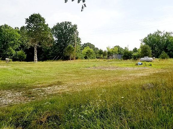 2nd image of 9384 N Farm Road 149
