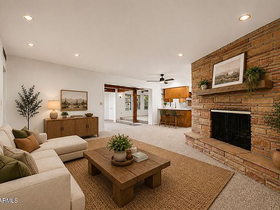 5th image of 343 E BROADMOR Drive