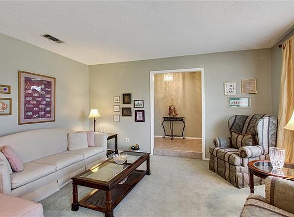 3rd image of 2757 Highland Dr N