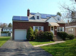 706 Sanders Ave, Glenville, NY 12302