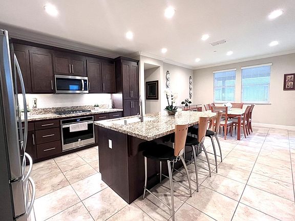 2nd image of 3124 Garnet Lane