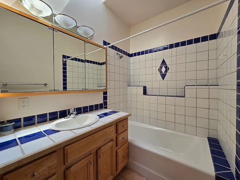 1310 Lejano Ln #A — Photo 15