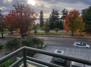 15 4th Ave #3, Kirkland, WA 98033