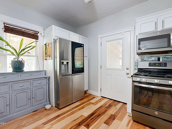 5th image of 4137 Sherman Ave