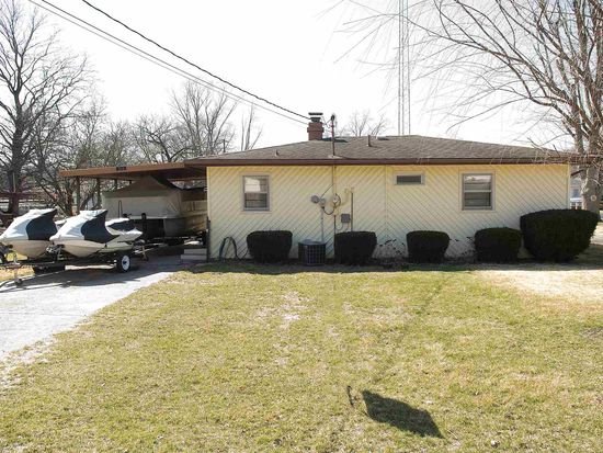10496 N Earl Ave, Monticello, IN 47960
