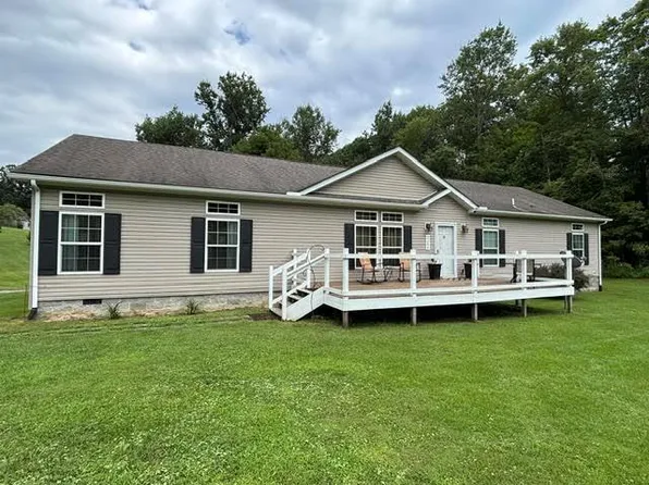 2256 Beckwith Rd, Fayetteville, WV 25840