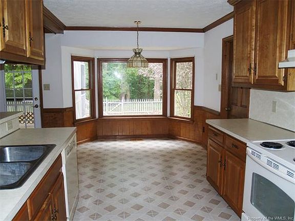 2nd image of 108 Crescent Dr