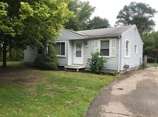 3964 Nelsey Rd, Waterford, MI 48329