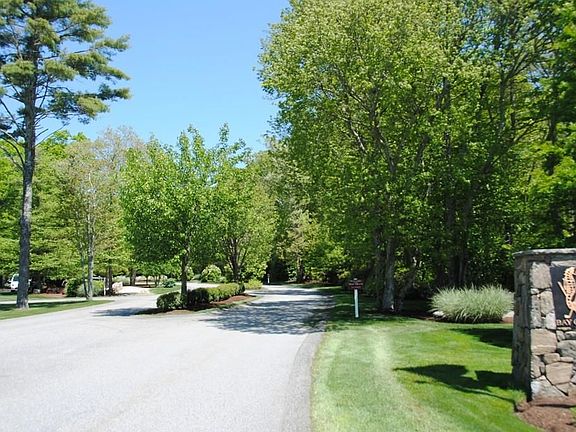 2nd image of 14 Prince Snow Cir